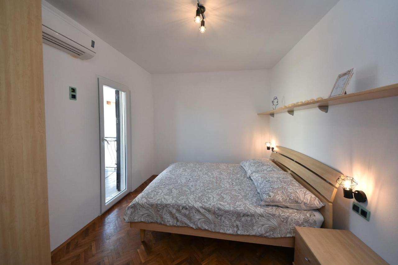 Family Apartment Sara ザダル エクステリア 写真